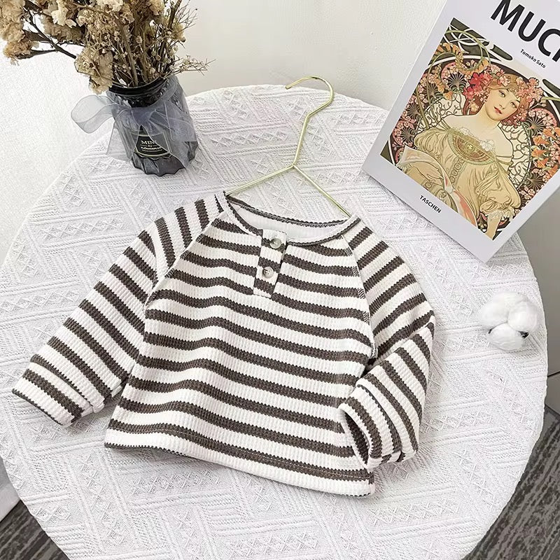 Button down sweatshirt  image 7
