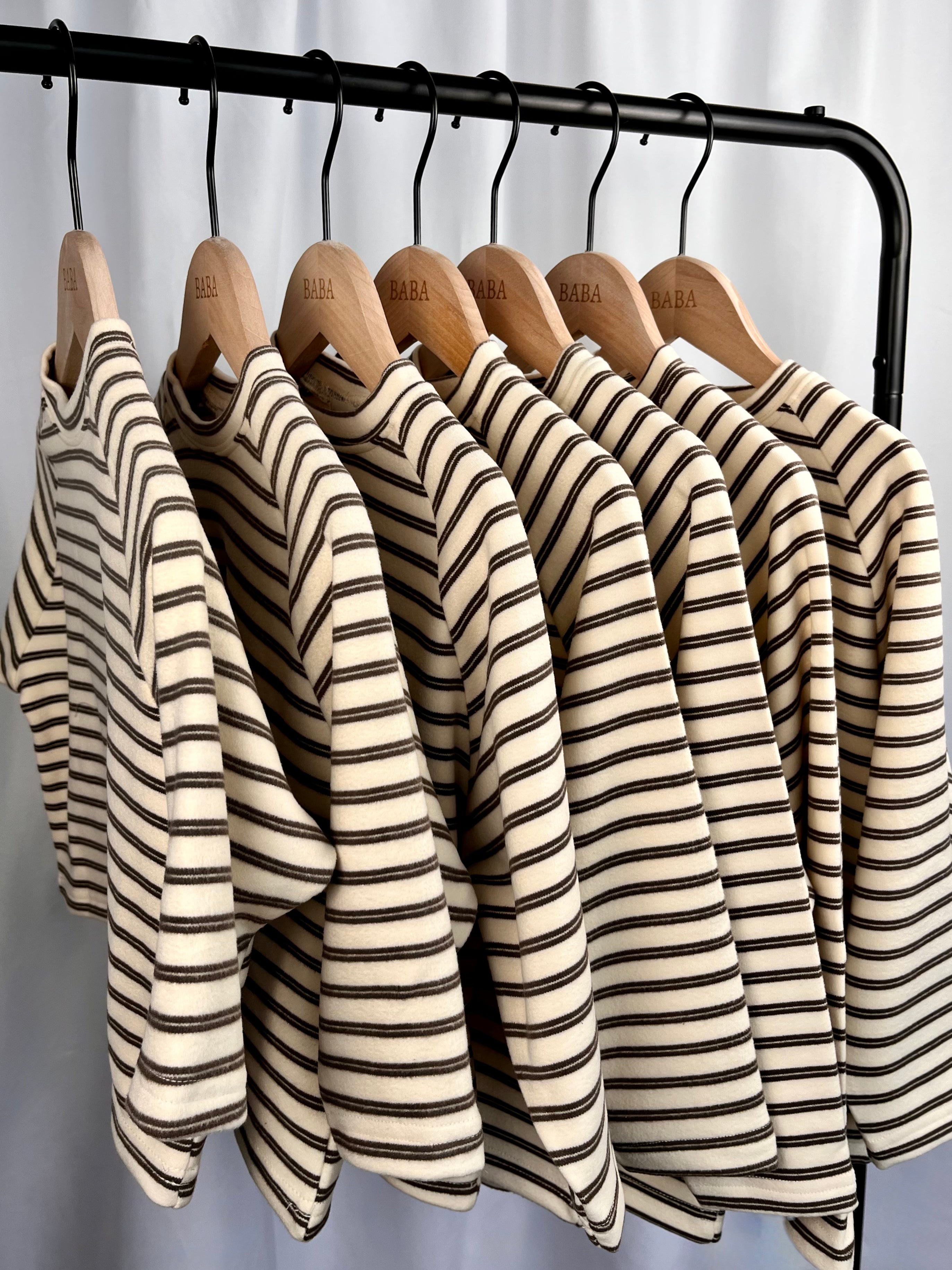 Little lines tee image 4