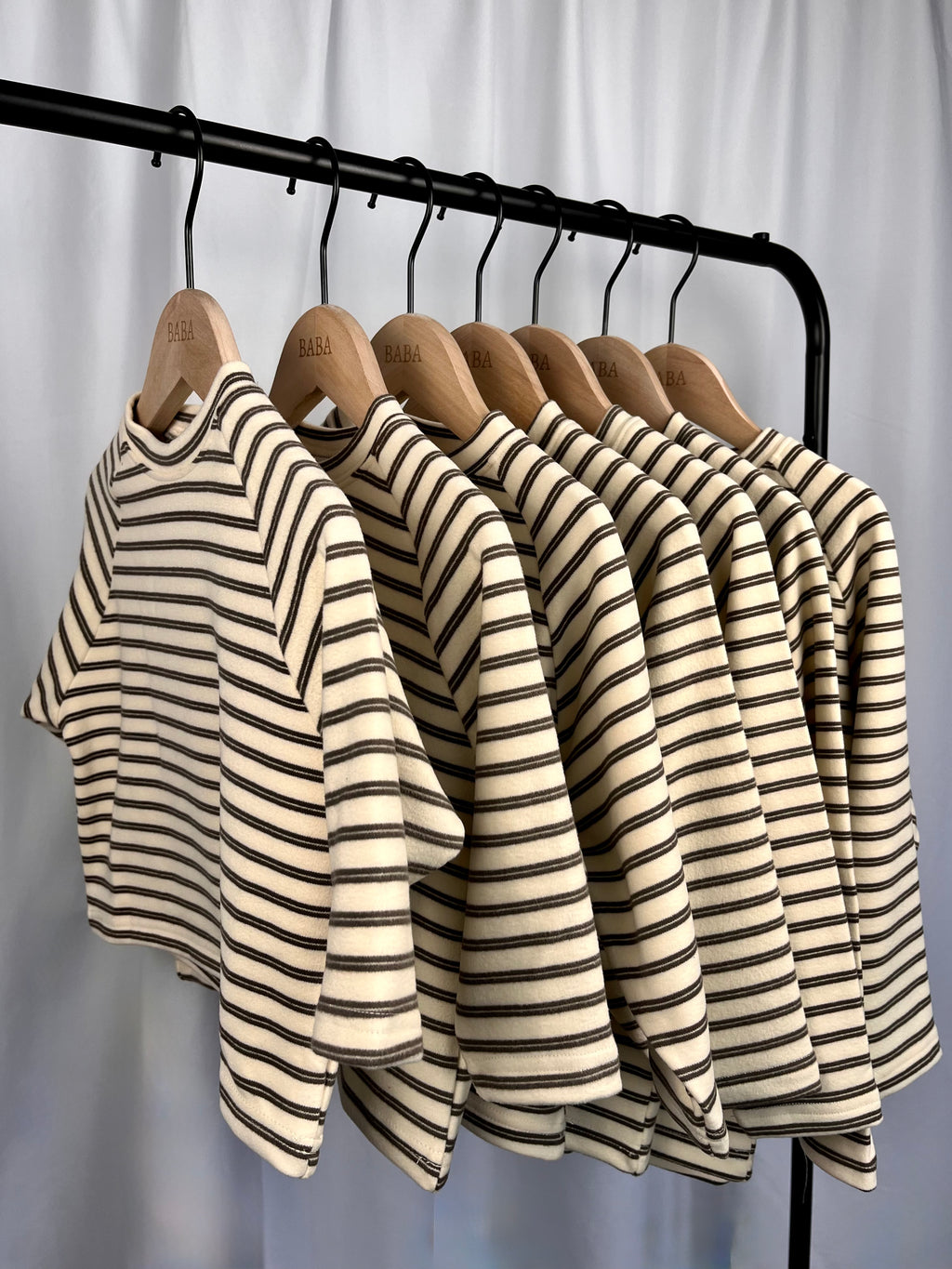Little lines tee image 2