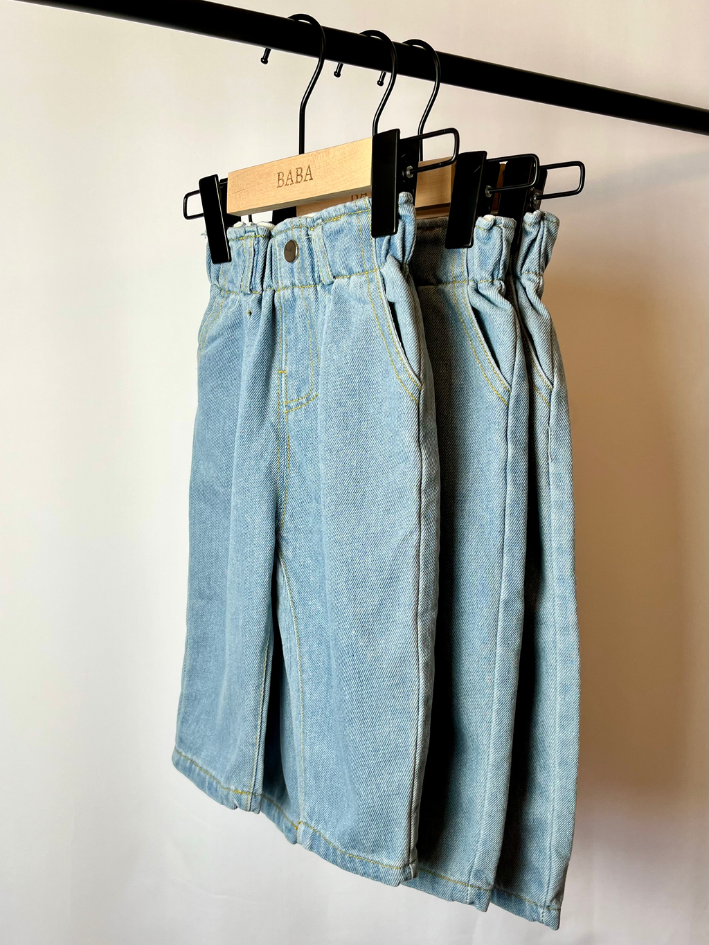 Sky Jeans image 0