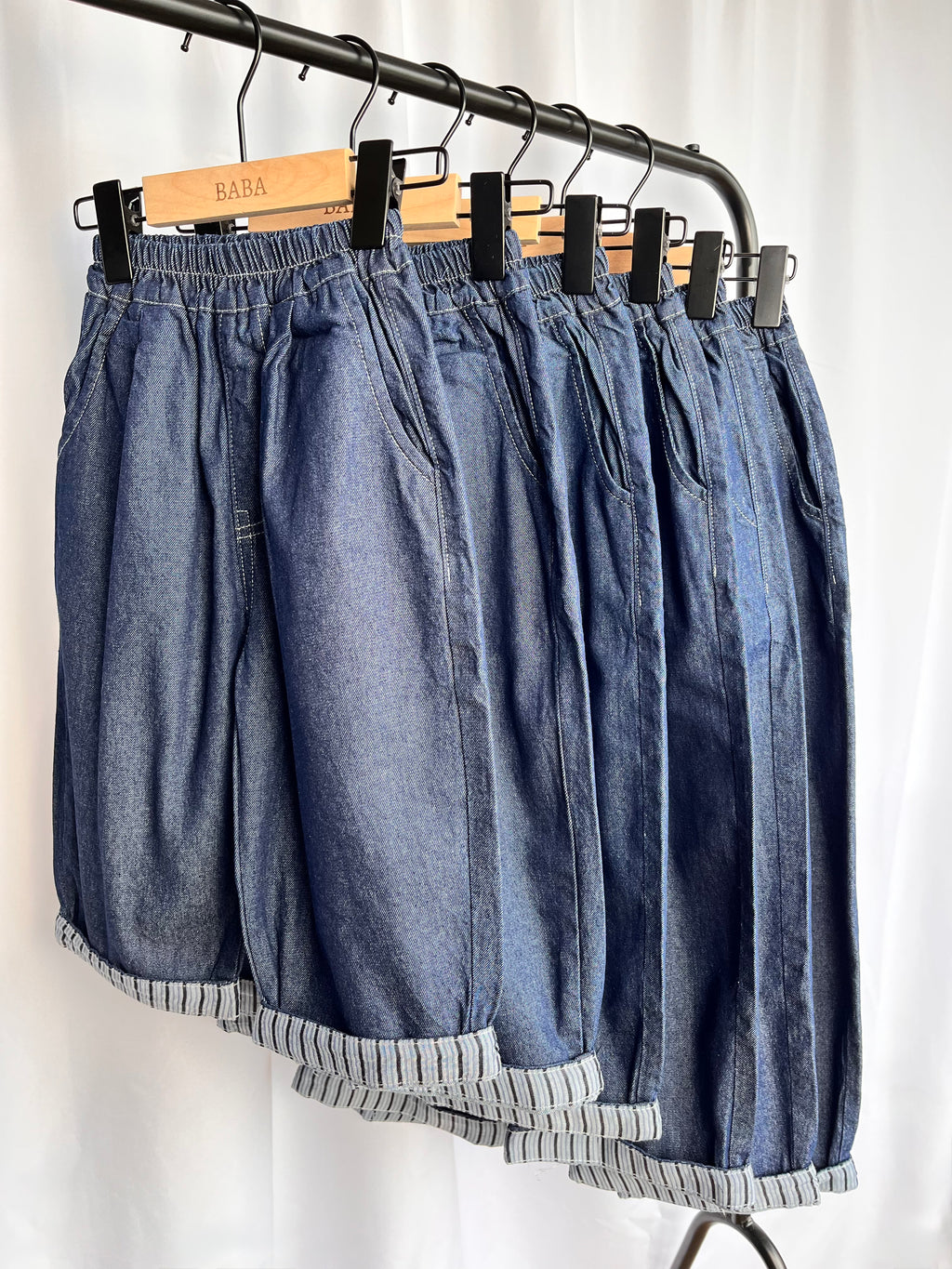 Hidden stripe jeans  image 2